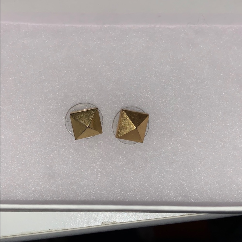 Kendra Scott Stud earrings